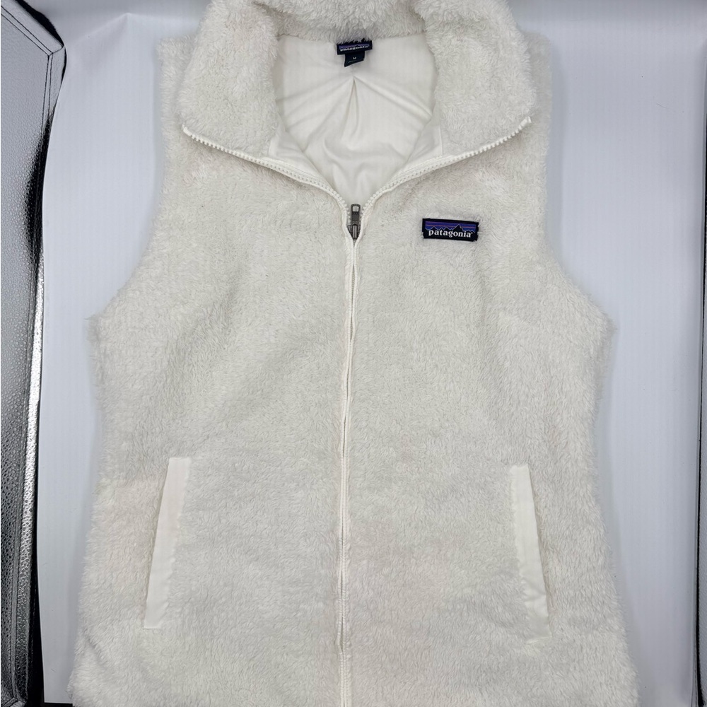 Patagonia Off-White Fleece Vest